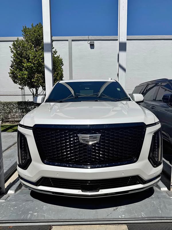 2025 Cadillac Escalade - Sport Platinum Sport Utility 4D