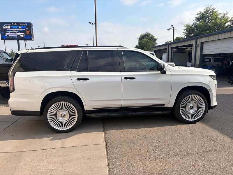 2023 Cadillac Escalade - Premium Sport Utility 4D