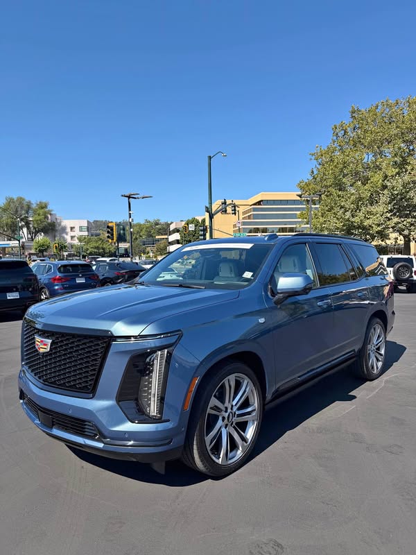 2026 Cadillac Escalade - Platinum Sport Utility 4D