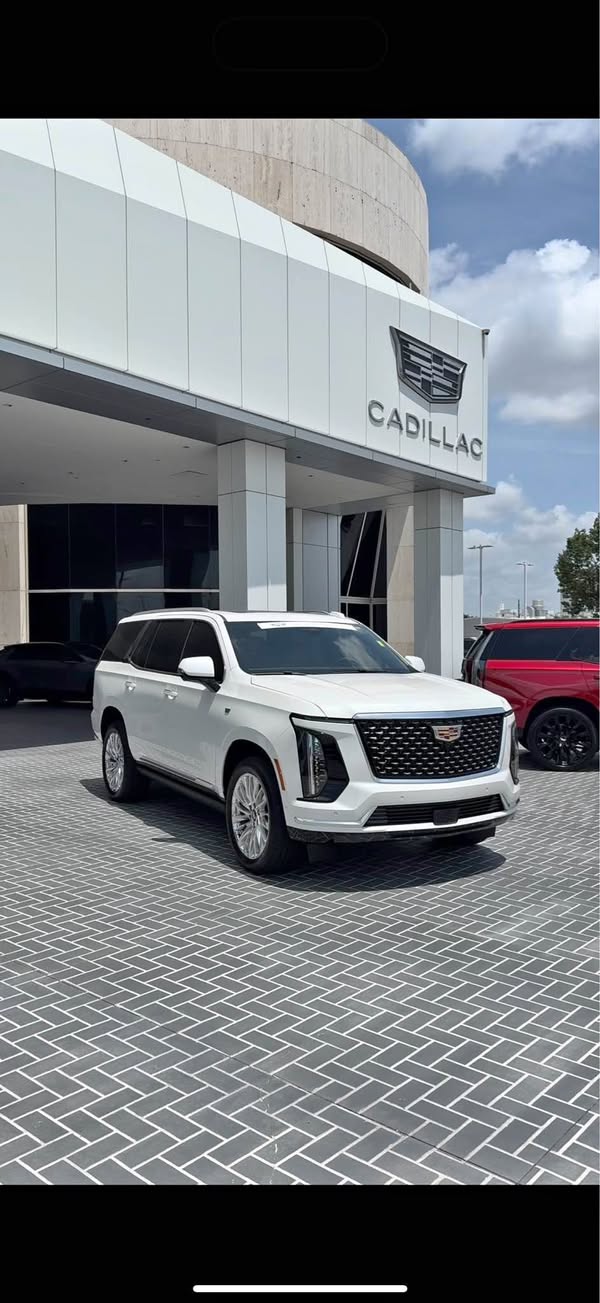 2025 Cadillac Escalade - Premium Luxury Sport Utility 4D