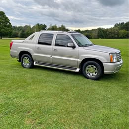 2005 Cadillac Escalade EXT Low Miles Florida Truck