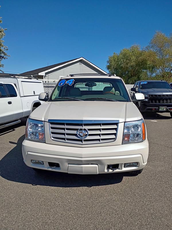 2004 Cadillac Escalade EXT - EXT