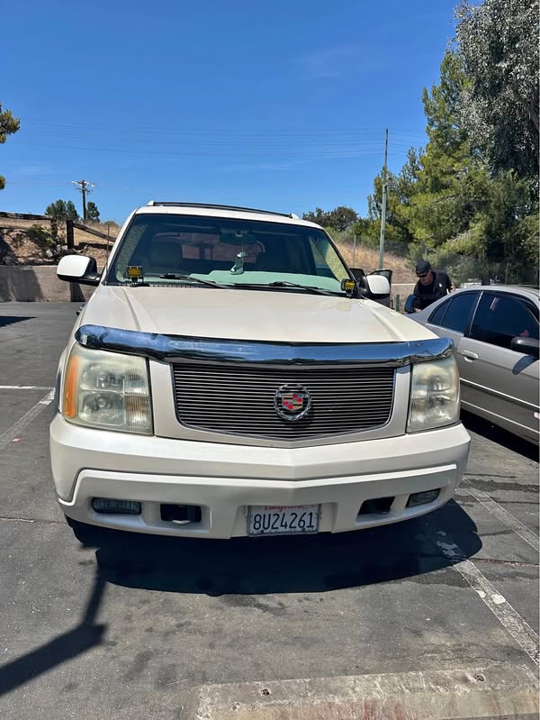 2002 Cadillac Escalade EXT - Sport Utility Pickup 4D