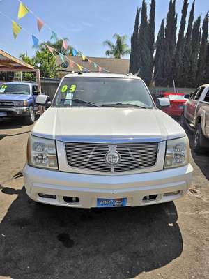 2003 Cadillac Escalade EXT - Premium Sport Utility Pickup 4D 5 1\/4 ft