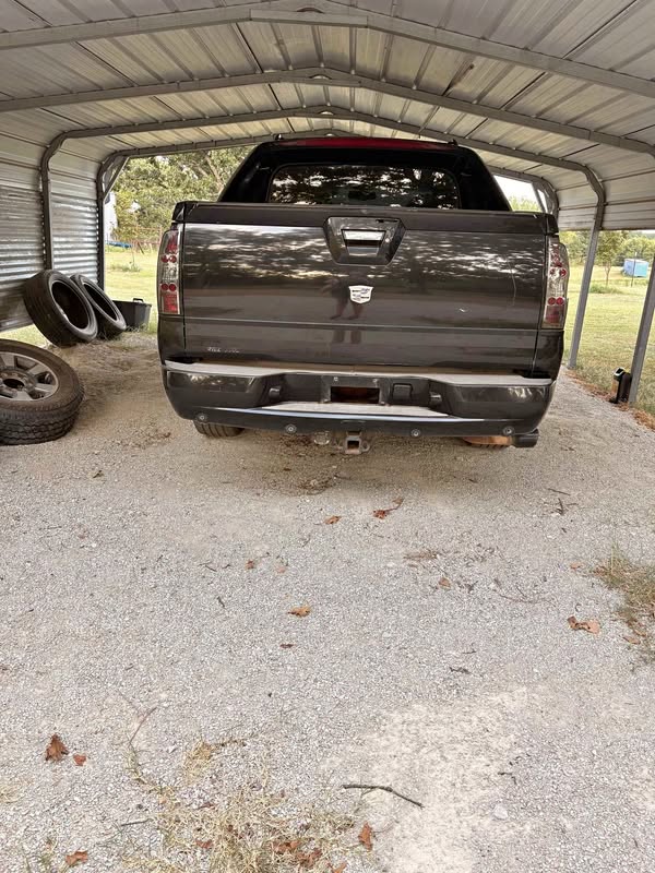 2002 Cadillac Escalade EXT - Premium Sport Utility Pickup 4D 5 1\/4 ft