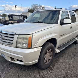 2002 Cadillac Escalade EXT - Sport Utility Pickup 4D