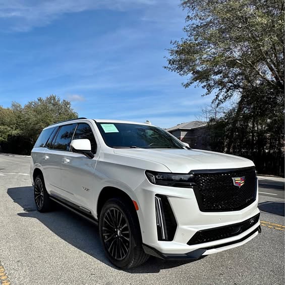 2023 Cadillac Escalade - V-Series Sport Utility 4D