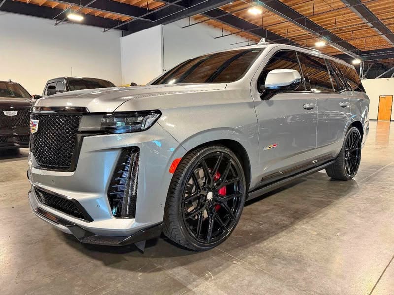 2023 Cadillac Escalade-V Base  4dr SUV
