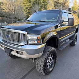 2004 Ford Excursion \ud83e\udd18 151,602 Miles