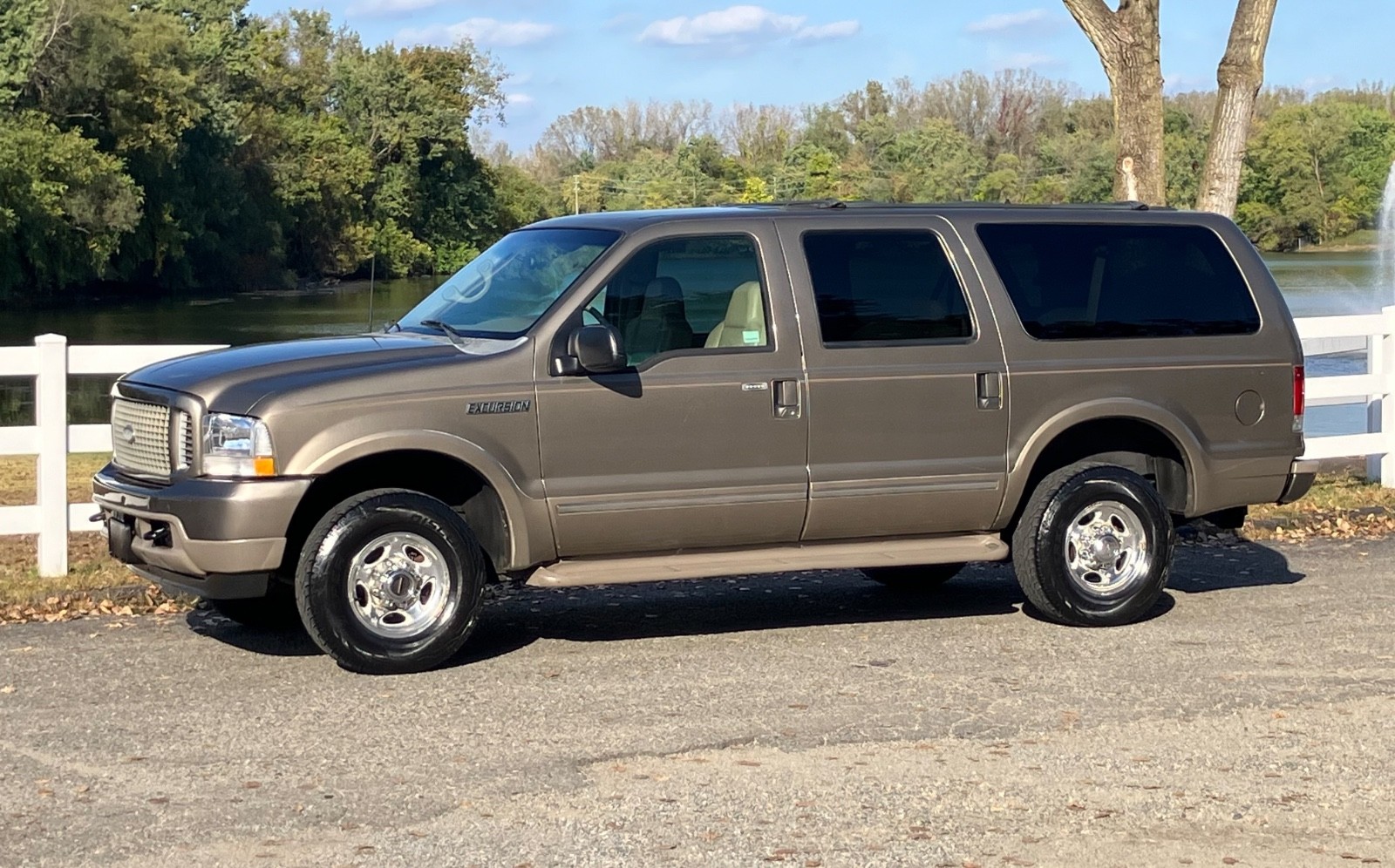 2002 Ford Excursion LIMITED