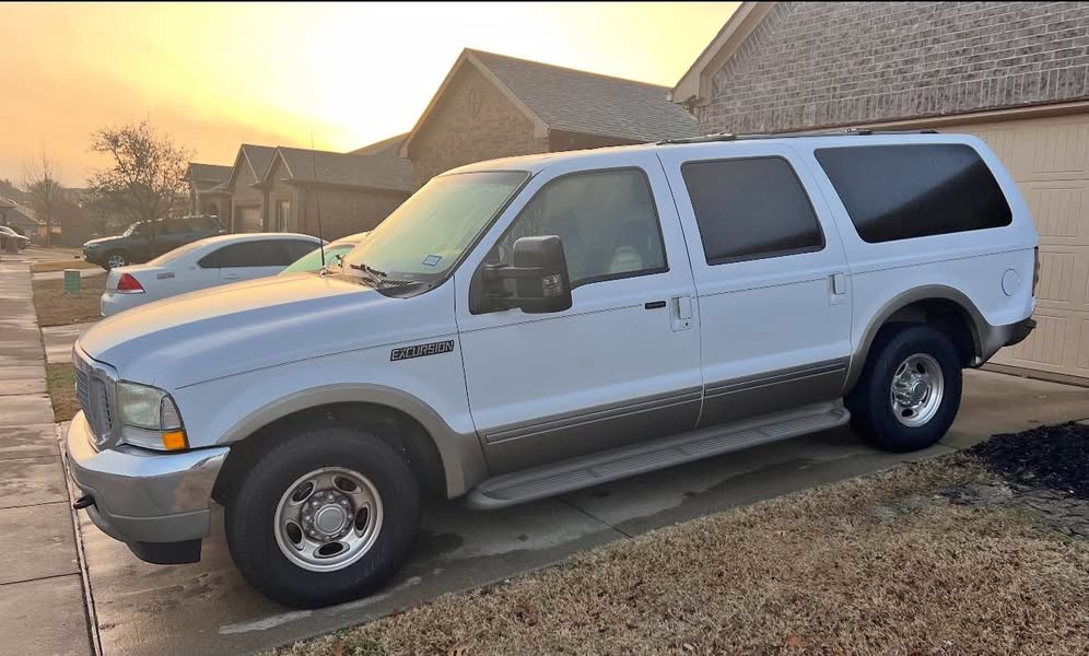 2002 Ford Excursion - Limited Sport Utility 4D