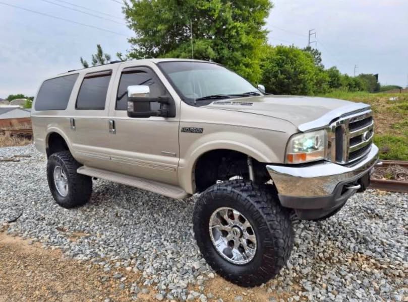 2004 Ford Excursion - Limited