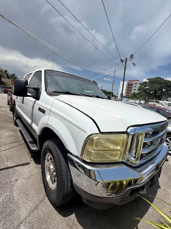 2004 Ford Excursion