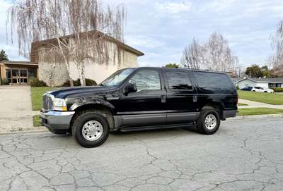 2004 Ford Excursion XLT