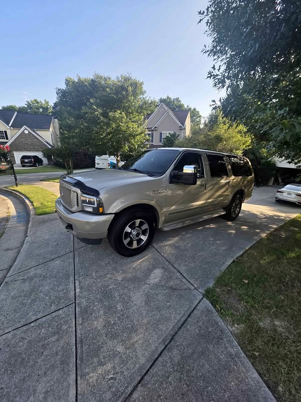 2004 Ford Excursion - Limited Sport Utility 4D
