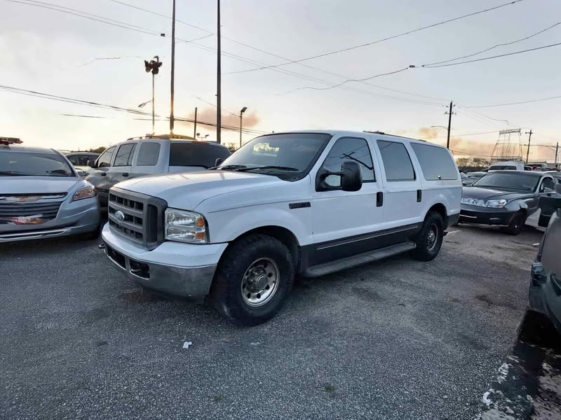 2003 Ford Excursion - XLT Sport Utility 4D
