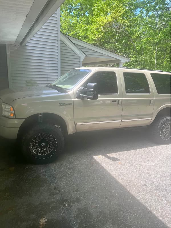 2005 Ford Excursion - Limited Sport Utility 4D