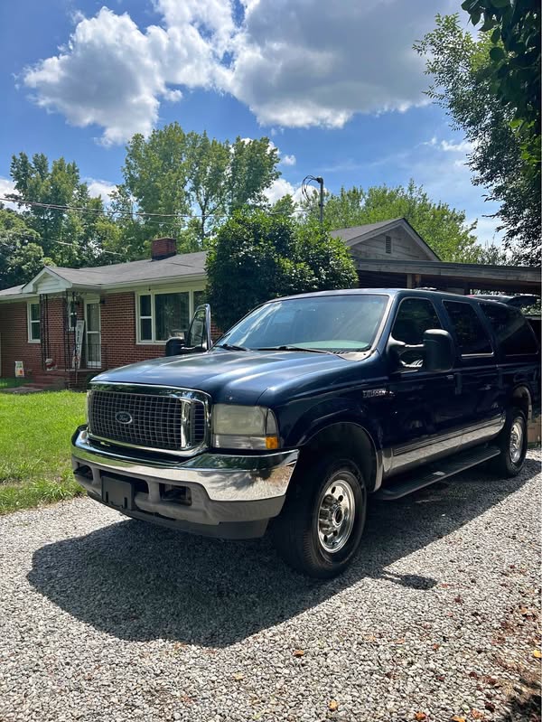 2003 Ford Excursion - XLT Sport Utility 4D