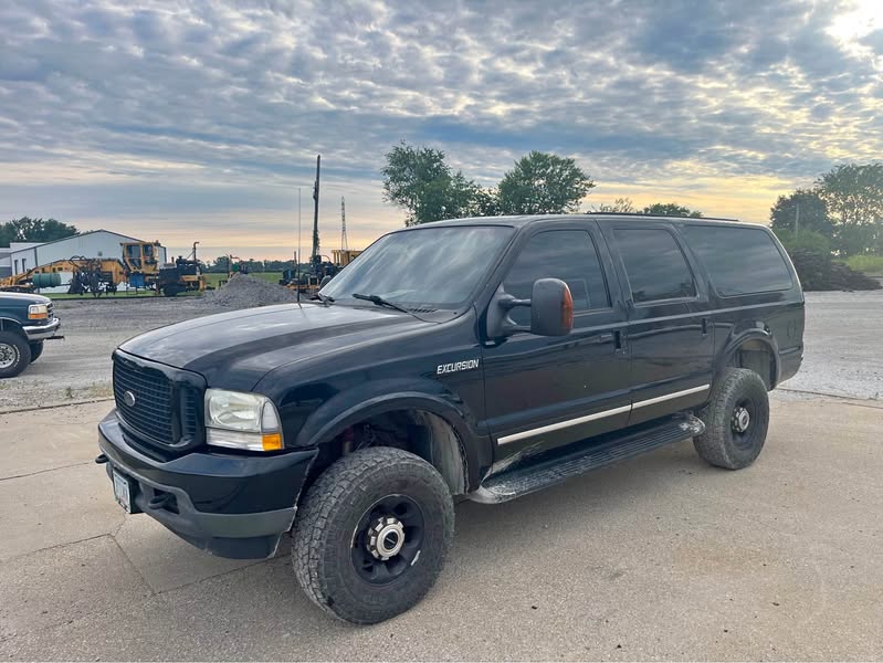 2003 Ford Excursion - Limited Sport Utility 4D