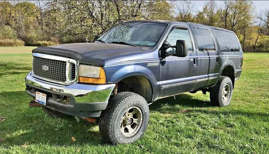 2000 Ford Excursion - Limited Sport Utility 4D
