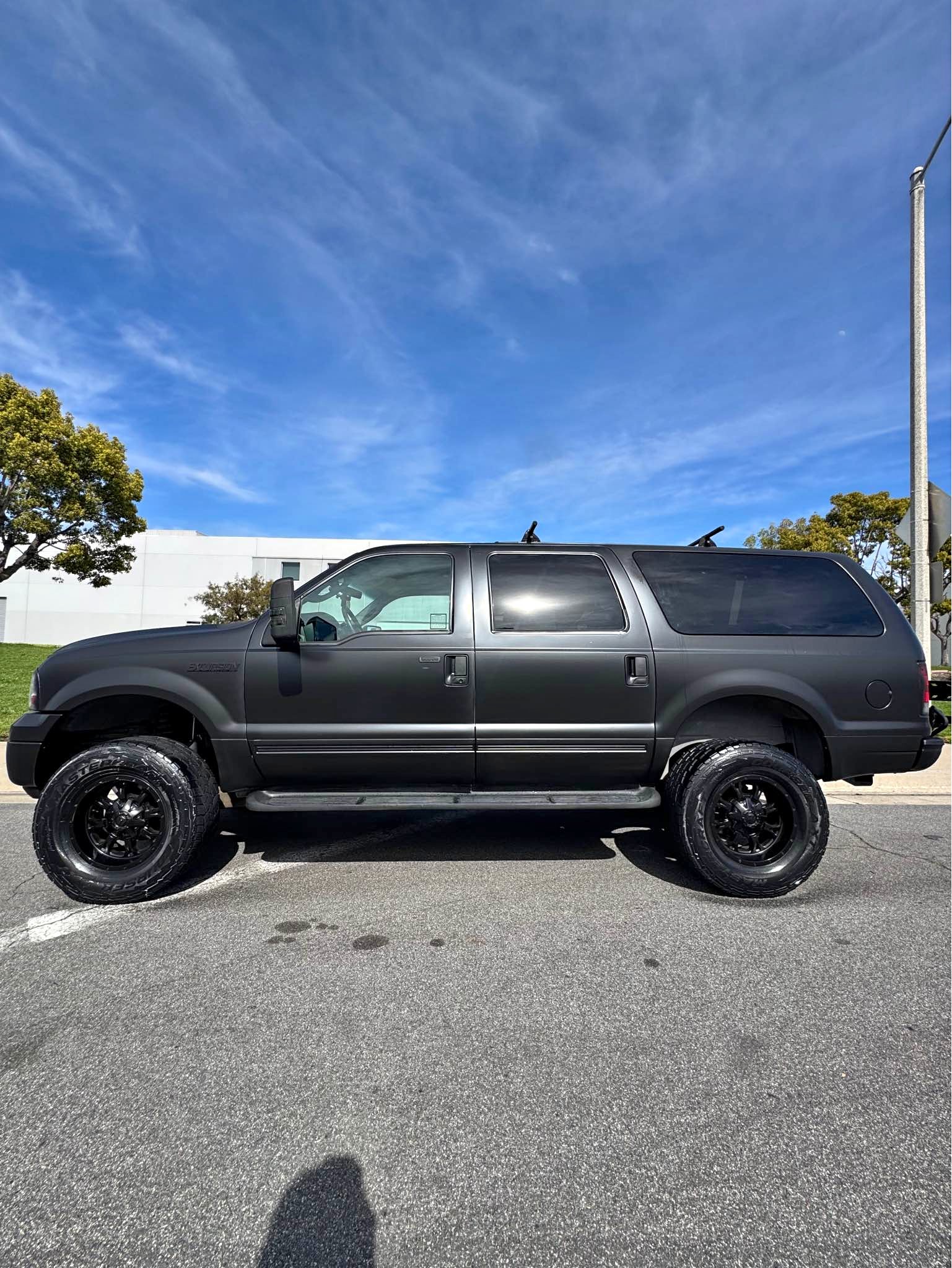 2005 Ford Excursion - XLT Sport Utility 4D