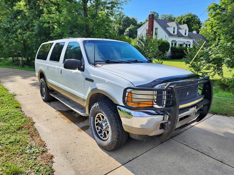 2001 Ford Excursion - Limited Sport Utility 4D