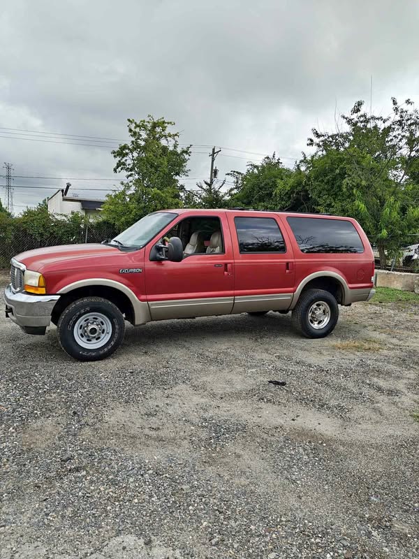 2000 Ford Excursion - Eddie Bauer Sport Utility 4D