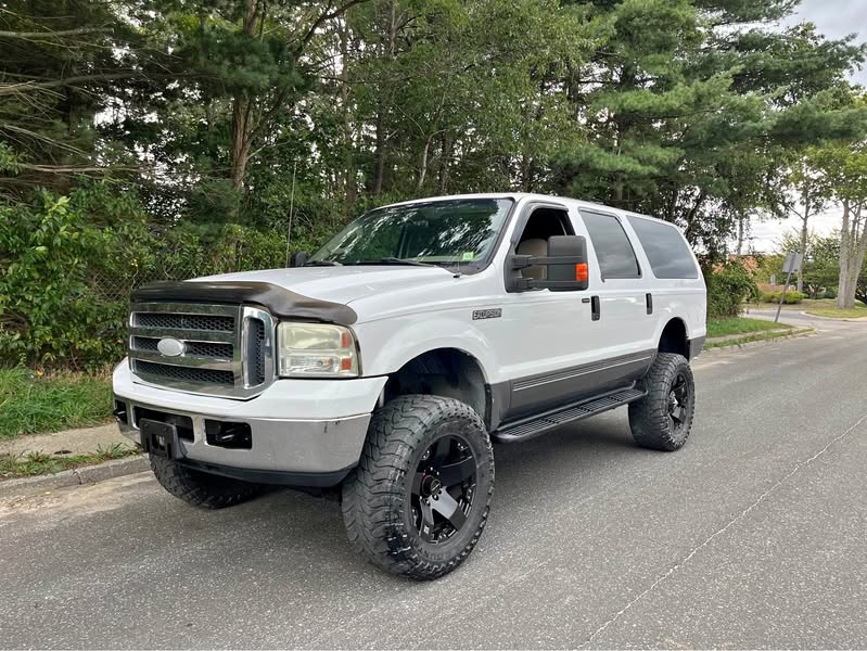 2005 Ford Excursion - XLT Sport Utility 4D