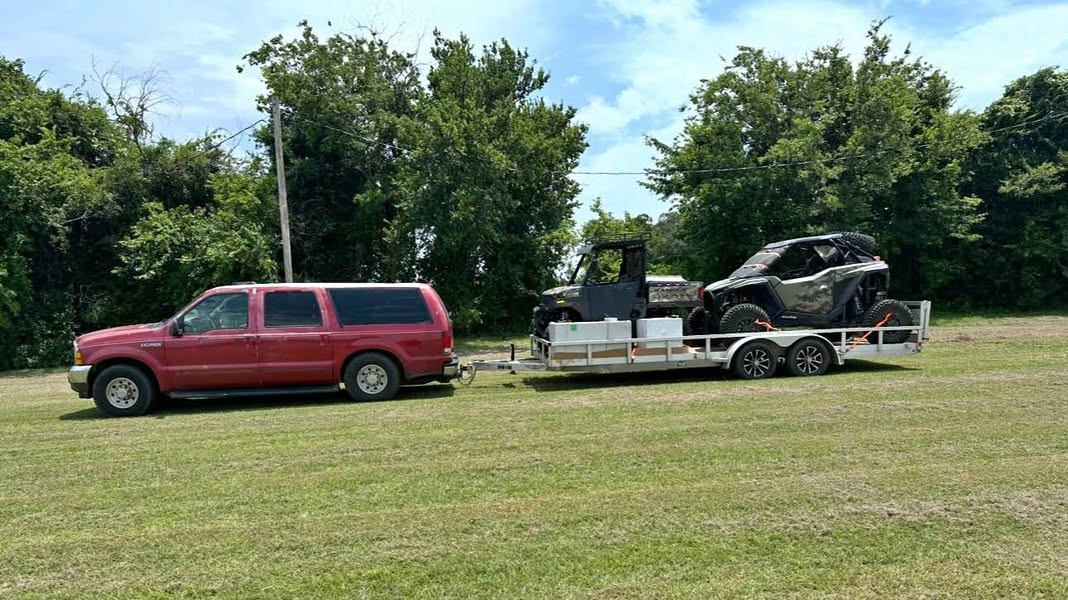 2000 Ford Excursion - XLT Sport Utility 4D