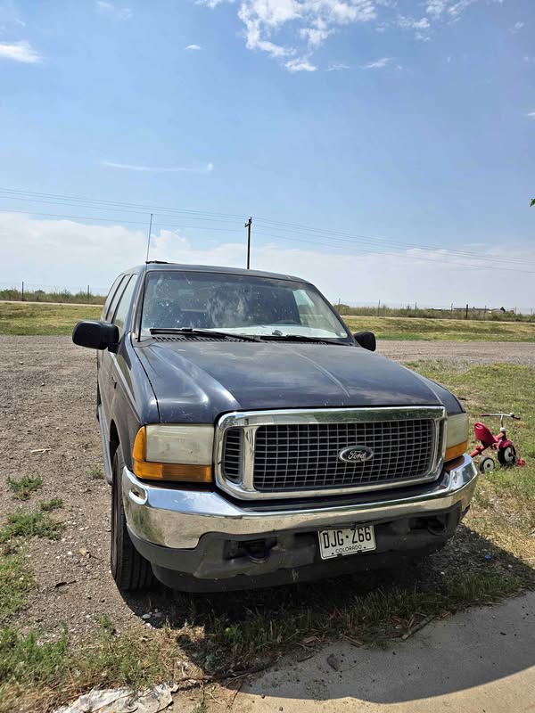 2001 Ford Excursion - XLT Sport Utility 4D