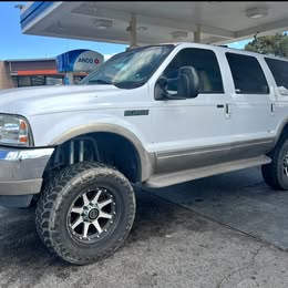 2001 Ford Excursion