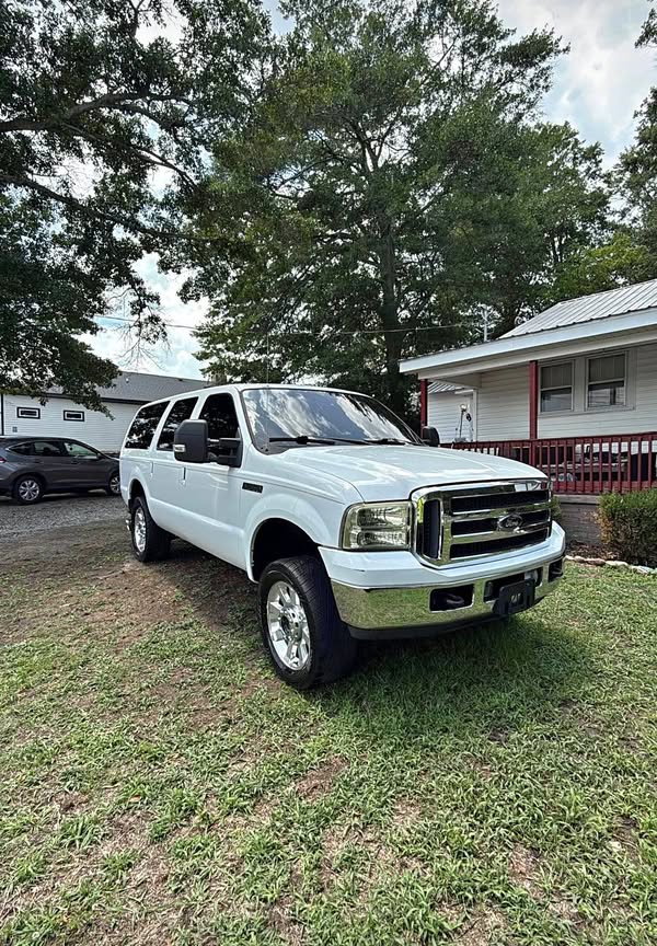 2004 Ford Excursion - Eddie Bauer