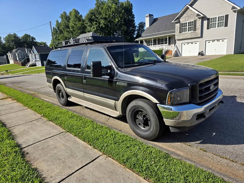 2000 Ford Excursion - Limited Sport Utility 4D