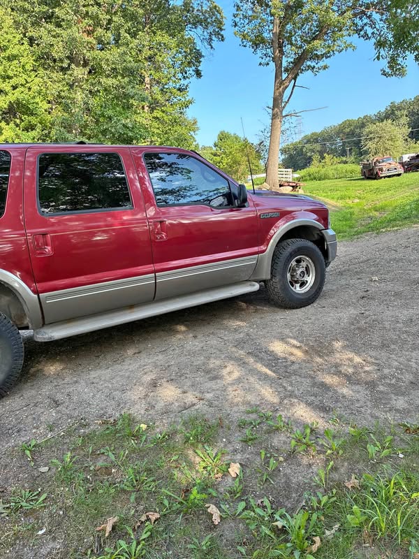 2001 Ford Excursion - Limited Sport Utility 4D