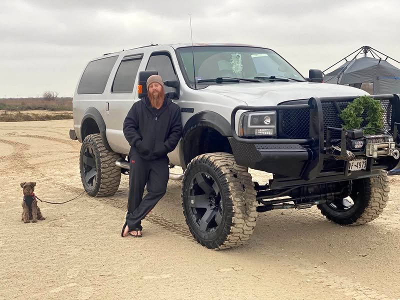2000 Ford Excursion - XLT Sport Utility 4D