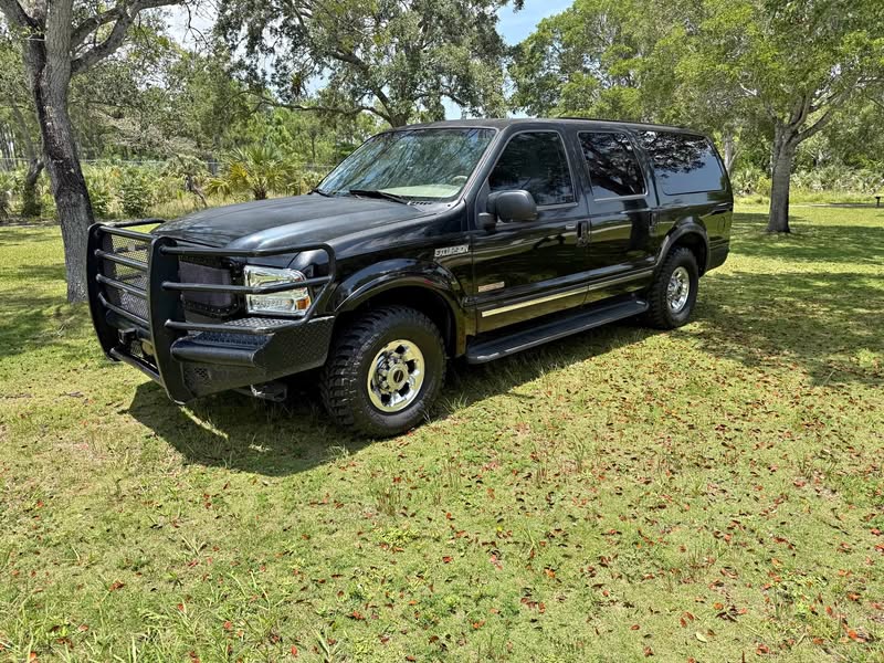2003 Ford Excursion - Limited Sport Utility 4D