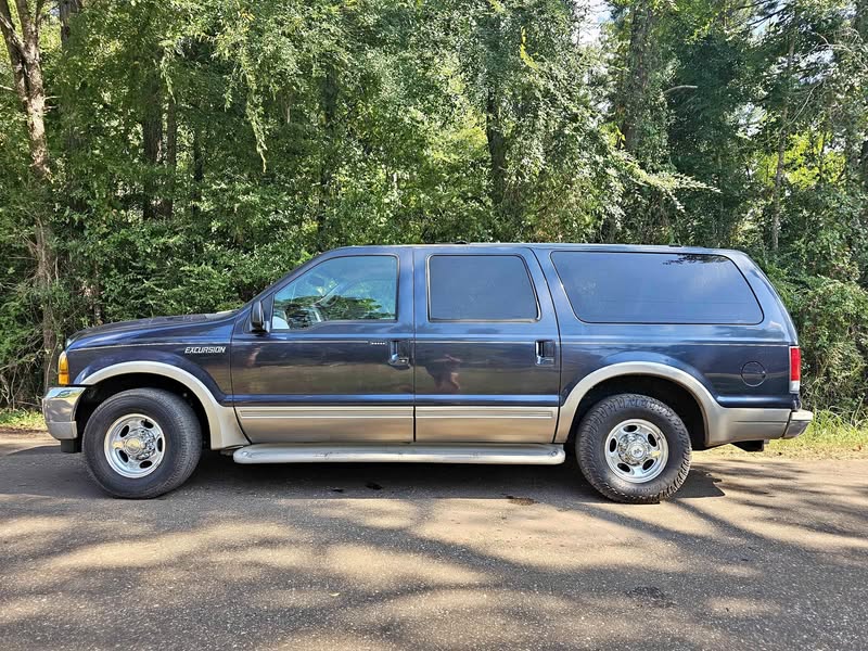 2000 Ford Excursion - Limited Sport Utility 4D