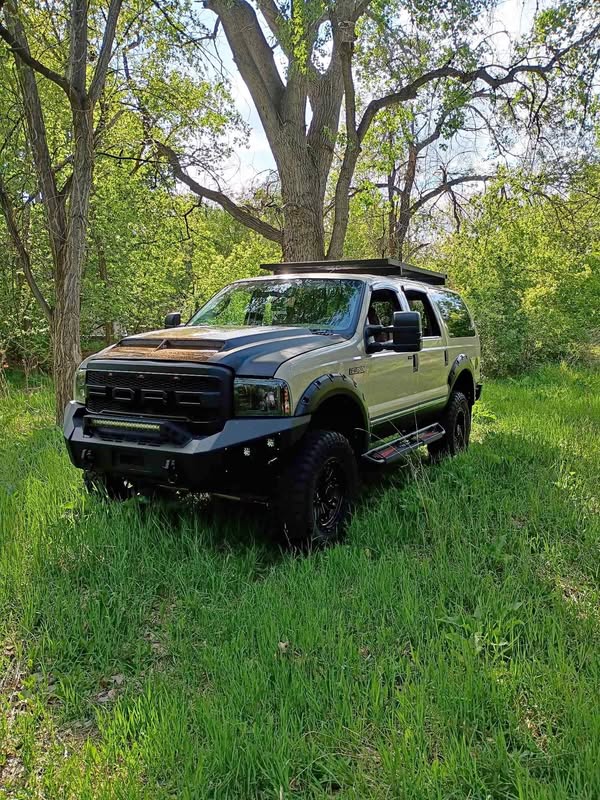 2005 Ford Excursion - Limited Sport Utility 4D