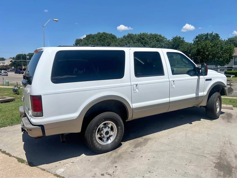 2005 Ford Excursion - Eddie Bauer Sport Utility 4D