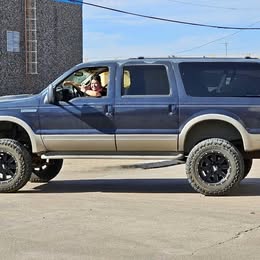 2000 Ford excursion  10\