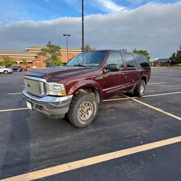 2000 Ford Excursion XLT 6.8L V10 4WD
