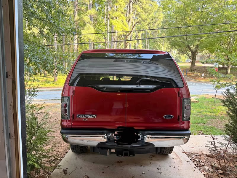 2000 Ford Excursion - XLT Sport Utility 4D