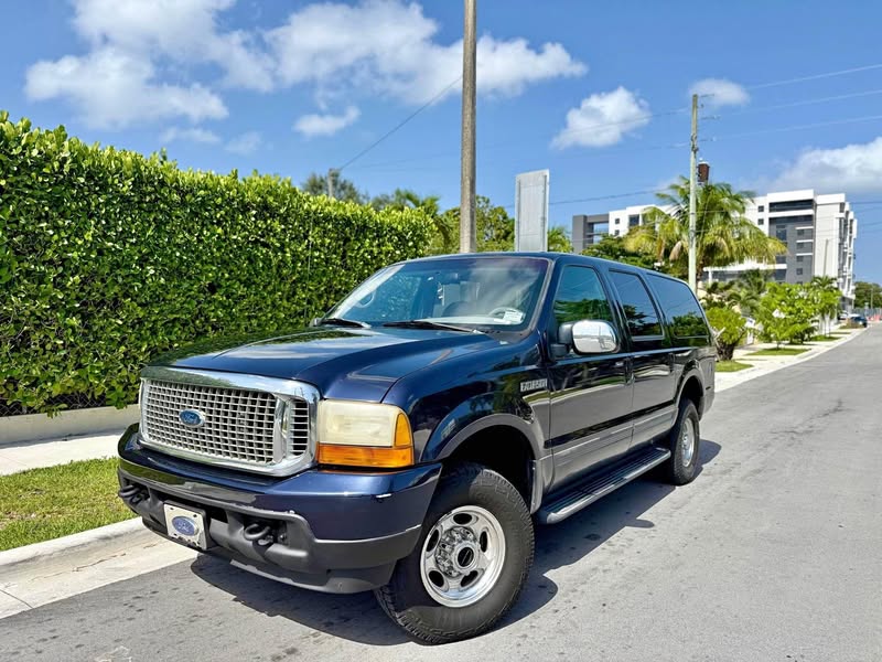 2001 Ford Excursion - Limited Sport Utility 4D