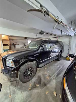 2005 Ford Excursion - Limited Sport Utility 4D