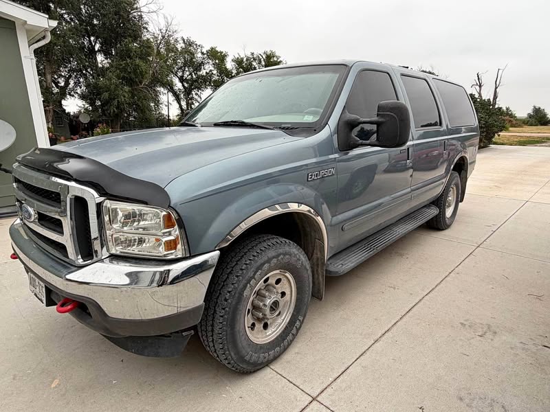 2000 Ford Excursion - XLT Sport Utility 4D