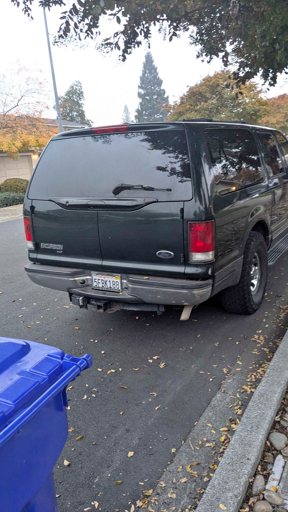 2003 Ford Excursion - XLS Sport Utility 4D