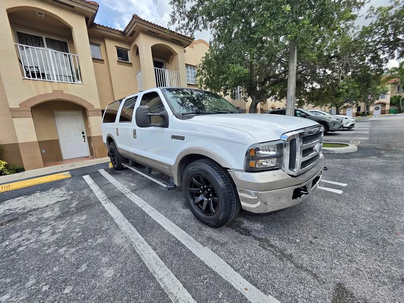 2001 Ford  Excursion  - Limited Edition 7.3 Power Stroke