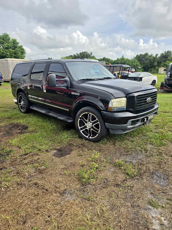 2004 Ford Excursion - Limited Sport Utility 4D