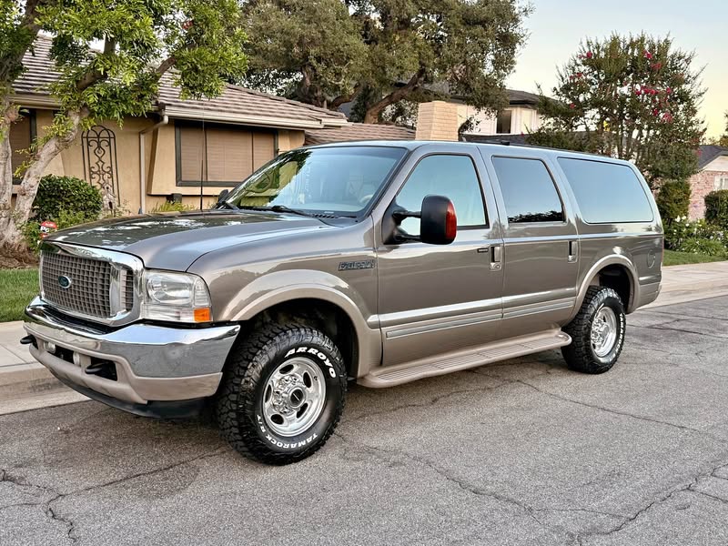 2002 Ford Excursion - Limited Sport Utility 4D
