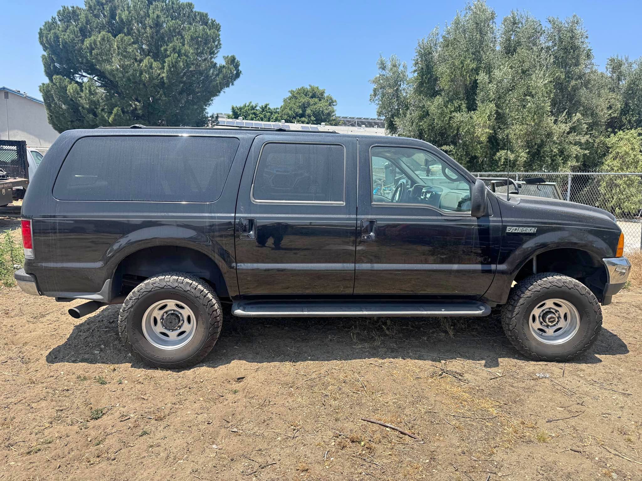 2001 Ford Excursion - Sport Utility 4D